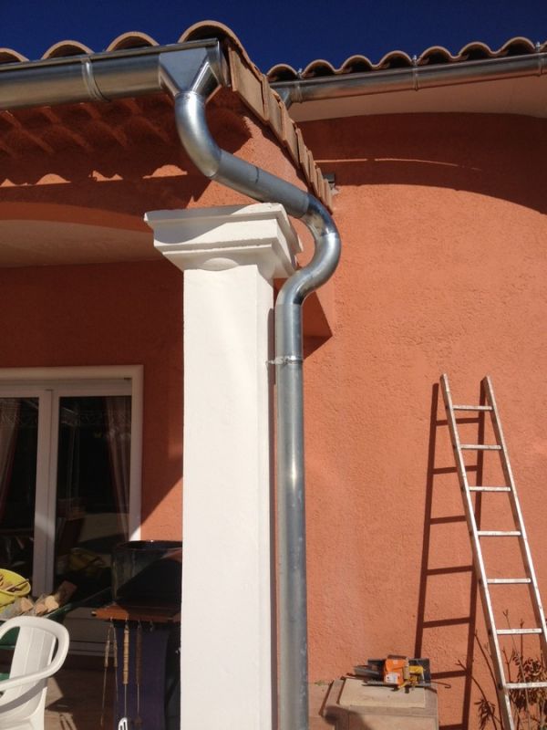 Gouttières en zinc Aix en provence